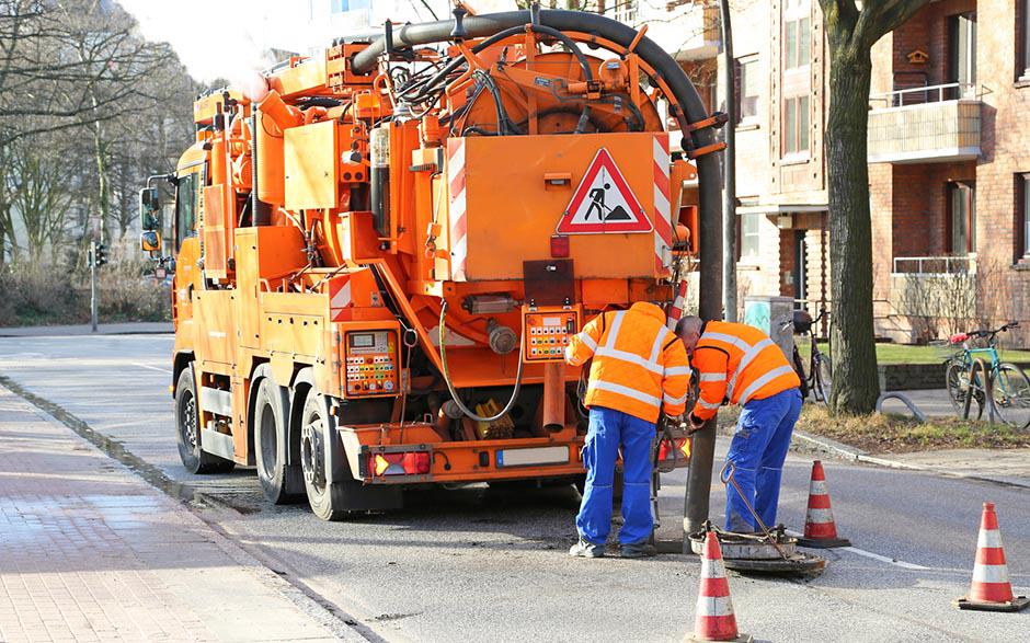 camion pompage assainissement Charenton-le-Pont